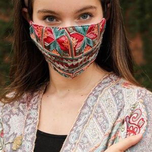 NWT Embroidered Face Mask with filter pocket